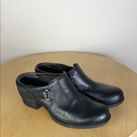 Merrell Shoes - Merrell Women's 8.5 Heeled Leather Clog Buckle Comfortable Supportive Boho Shoe